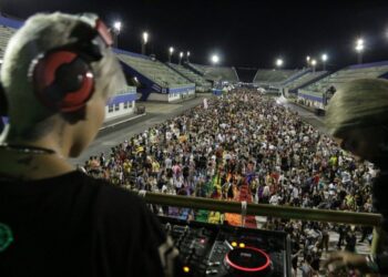 Manaus celebra diversidade na 25ª Parada do Orgulho LGBT+