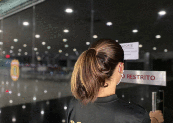 Polícia Federal prende passageiro por Importunação sexual durante voo