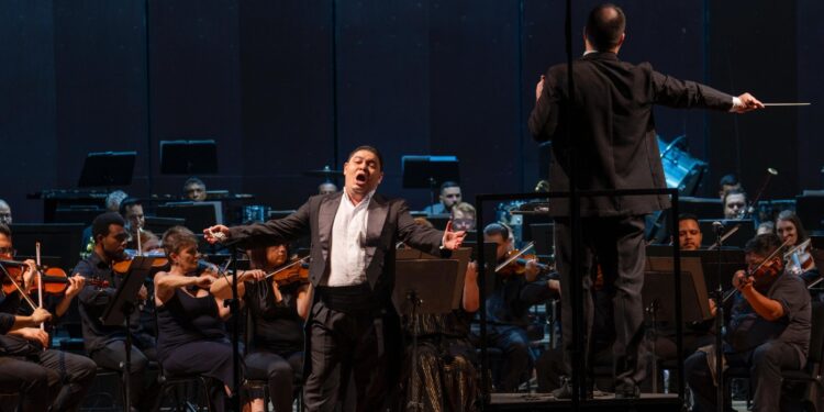 Teatro Amazonas recebe Encontro de Tenores, em celebração ao Dia Mundial da Ópera