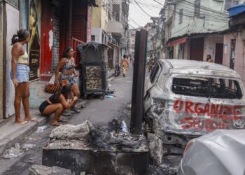 Governador do Rio diz que policiais mortos foram únicas vítimas