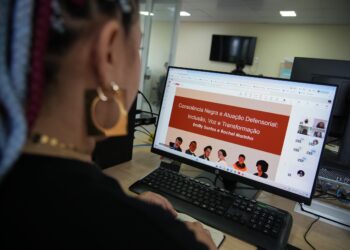 Defensoria realiza webinário com 150 participantes sobre equidade racial e atendimento antidiscriminatório