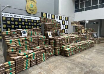 Polícia apreende mais de 1 tonelada de drogas e prende cinco pessoas no Amazonas