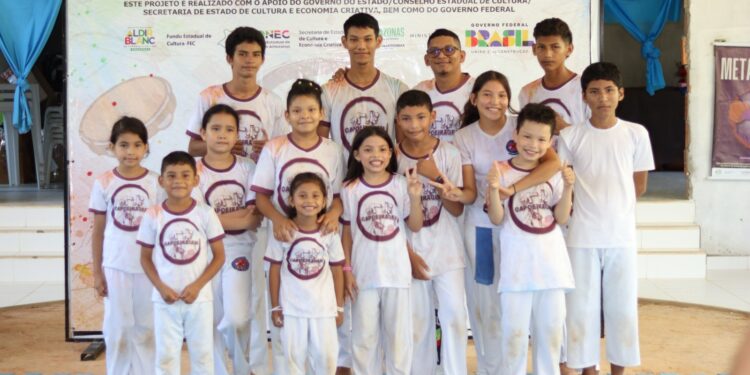 Projeto Capoeiragem realiza ‘Aulão de Roda de Capoeira’ e certificação no Centro Cultural Ogum Beira-Mar e Cabocla Mariana 
