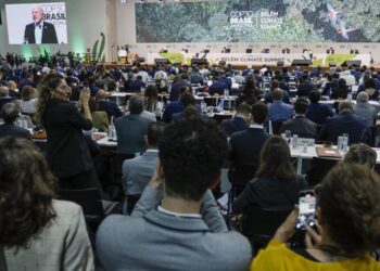 Segundo dia da Cúpula do Clima terá debates sobre transição energética