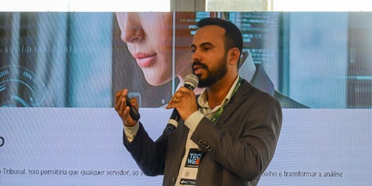 TCE-AM apresenta case de Assistente Processual com IA na TechWeek do TCDF