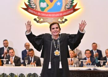 Yara Amazônia Lins assume terceiro mandato e consolida trajetória pioneira no TCE-AM