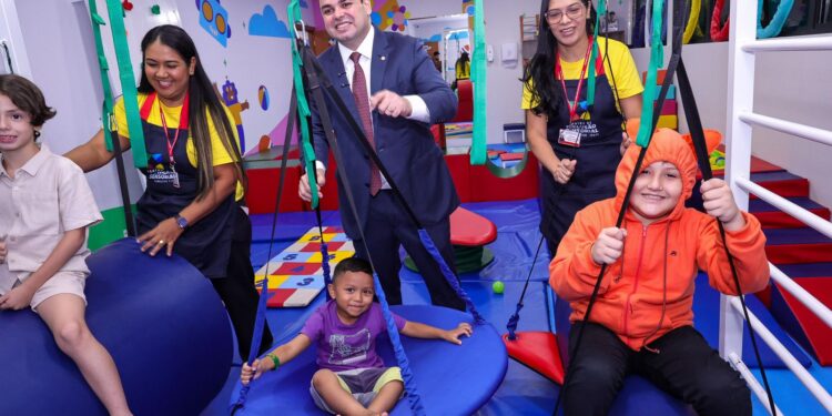 Cidade inaugura na Aleam um dos maiores centros de atendimento a pessoas com TEA do país