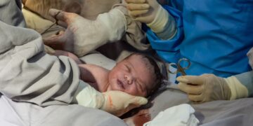 Instituto realiza o parto do primeiro bebê nascido no Natal de 2025