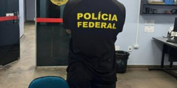 PF apreende garota que tentou embarcar com drogas em aeroporto da fronteira