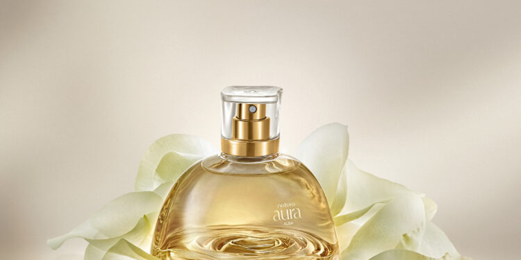 Natura Aura Alba é eleito o melhor perfume feminino do Brasil no Fragrantica Awards 2025