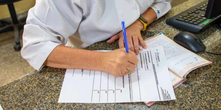 Prefeitura de Manaus orienta para atualização vacinal e pedido de declaração antes da volta às aulas