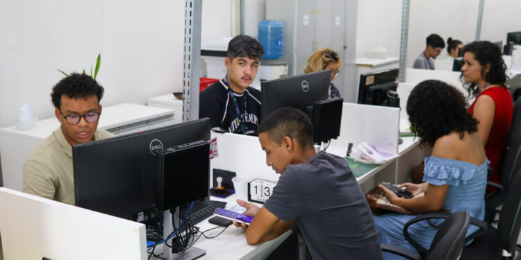 Sine Amazonas divulga 110 vagas de emprego para esta terça-feira   