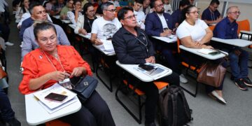 TCE-AM conclui jornada técnica com gestores municipais e avança para fase de execução do programa educacional