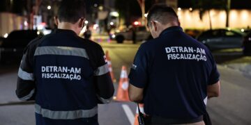 Detran-AM: Operação autua influenciador digital por série de infrações de trânsito