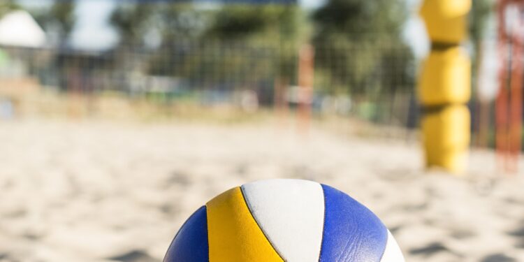 Adeus ao campo de futebol? Brasileiros aderem aos esportes na areia