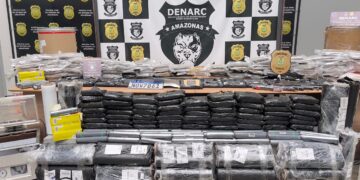 Polícia apreende drogas avaliadas em R$ 6,1 milhões e prende quarteto em Manaus