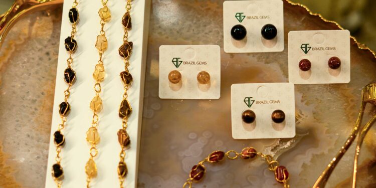 Clientes do Amazonas Shopping podem ganhar joias e concorrer a cafeteiras no Mês do Consumidor