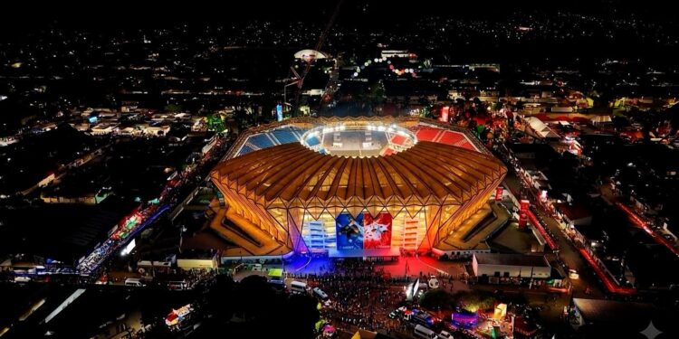 Governador lança Festival de Parintins 2026 e apresenta novo Bumbódromo 