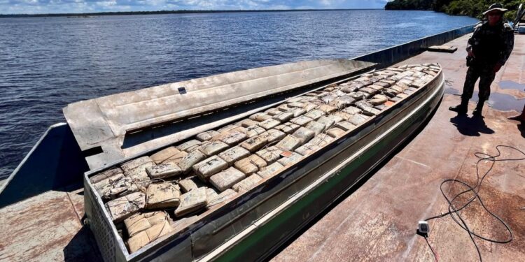 PM apreende mais de R$ 5 milhões em drogas no Amazonas
