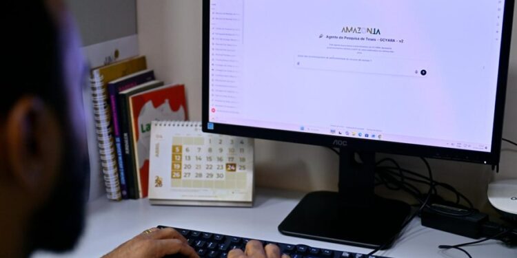 TCE-AM implanta ferramenta de IA para agilizar pesquisa de teses e apoiar elaboração de votos e pareceres