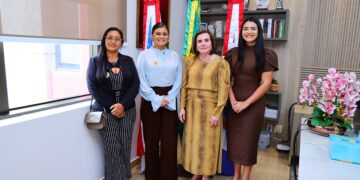Presidente do TCE-AM recebe bancada feminina de Barcelos e discute enfrentamento à violência contra a mulher