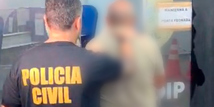 Polícia Civil prende americano e desarticula laboratório de drogas em condomínio de luxo em Manaus