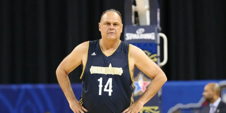 Oscar Schmidt morre aos 68 anos em São Paulo