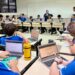 Geração Alpha: Equilíbrio entre telas e saúde mental desafia rotina escolar em Manaus
