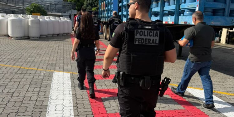 PF deflagra Operação ‘Vem Diesel 2’ para fiscalizar preços do gás em Manaus
