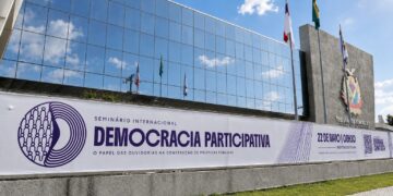 Ministro do STJ participa de seminário internacional sobre democracia participativa no TCE-AM