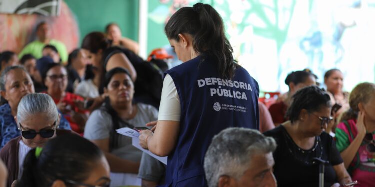 Defensoria do Amazonas inicia ação para emitir títulos definitivos de moradia no bairro Gilberto Mestrinho 
