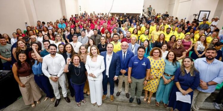Vem aí o maior concurso da história da Seduc, anuncia governador Cidade
