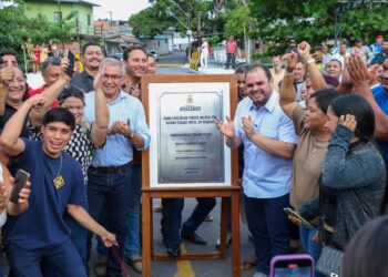 Roberto Cidade inaugura mais uma ponte do Programa Estadual de Construção de Pontes, para integração viária de Manaus