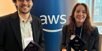 AWS premia instituições de ensino superior