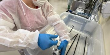 Treinamento prepara equipes para cirurgias robóticas no Amazonas