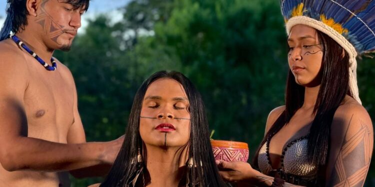 Histórico: Boi Caprichoso anuncia Lup Moara como a primeira Tuxaua Trans do Festival de Parintins