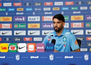 Paquetá projeta jogo contra a Escócia: “Nosso objetivo é passar em primeiro