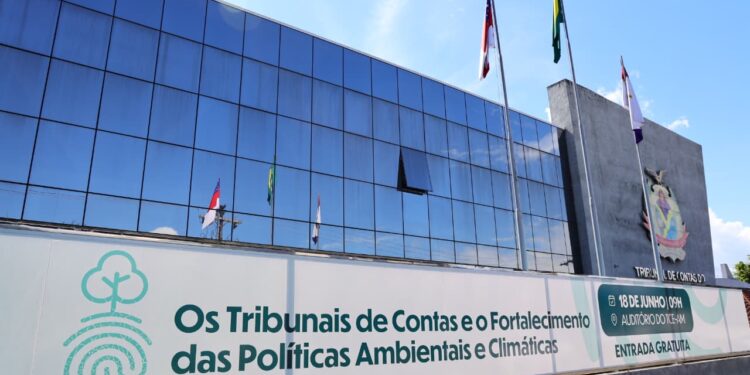 TCE-AM promove painel sobre fortalecimento das políticas ambientais e climáticas