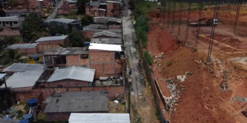 Defensoria garante indenização de R$ 400 mil a moradores atingidos por desabamento no Tarumã