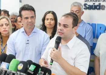 Governador Roberto Cidade entrega segunda etapa da modernização do Hospital Francisca Mendes