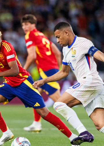 Copa do Mundo: França e Espanha fazem duelo de gigantes em Dallas por vaga na final