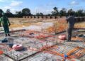 Caroço de tucumã se transforma em bioplástico sustentável para a construção civil