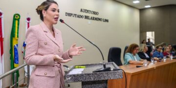 Primeira-dama do Amazonas reforça compromisso com a proteção da infância em seminário pelos 36 anos do ECA