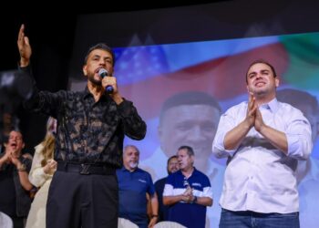 Pré-candidato Roberto Cidade recebe apoio de mais de 600 lideranças evangélicas do AM
