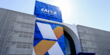 Serasa e CAIXA se unem para facilitar negociação de 1,8 milhão de clientes com descontos de até 90%