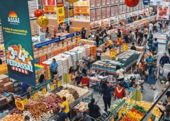 Assaí ganha market share, reduz alavancagem e atinge receita bruta de R$ 21,4 bilhões no 2º tri