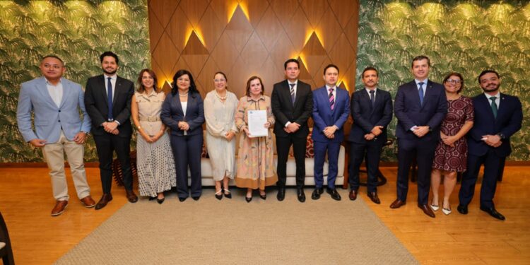 TCE-AM e órgãos de controle assinam renovação de acordo da Rede de Controle da Gestão Pública