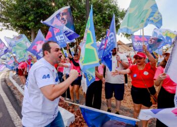 Apoiadores de Cidade mobilizam as seis zonas de Manaus em bandeiraços