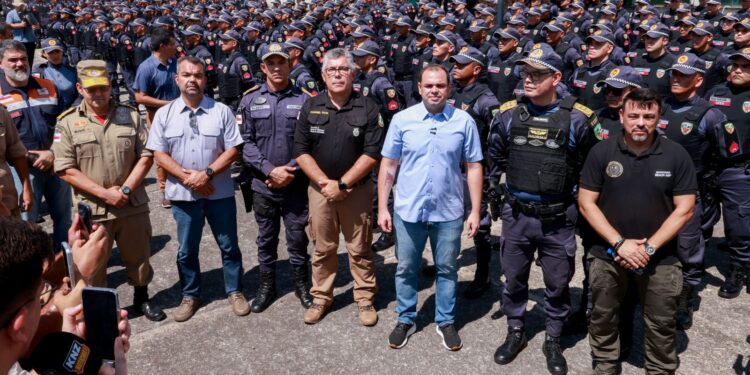 Governador lança Operação Bairro Seguro e Ocupação e reforça efetivo com mais de 500 alunos soldados