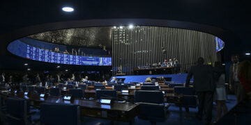 Oposição obstrui e fim da escala 6×1 não vai a plenário no Senado